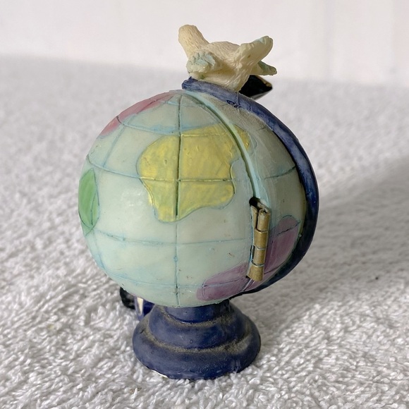 Vintage Graduation Teddy Bear & Globe Figurine Collectible - Picture 6 of 10